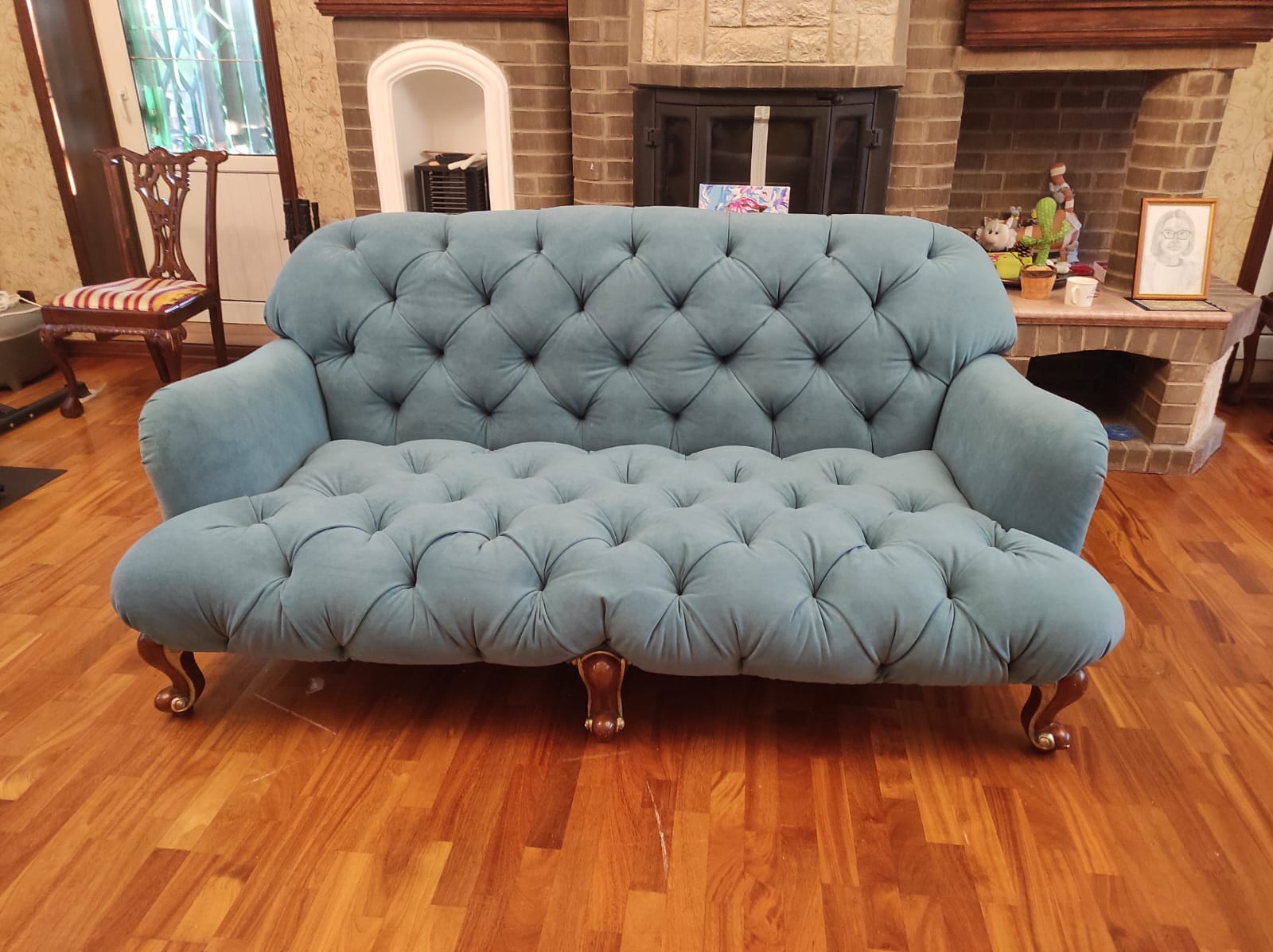 Обивка дивана. Технопарк